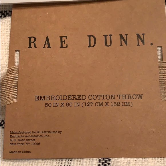 🎀Rae Dunn HOME Embroidered Throw - Picture 2 of 5